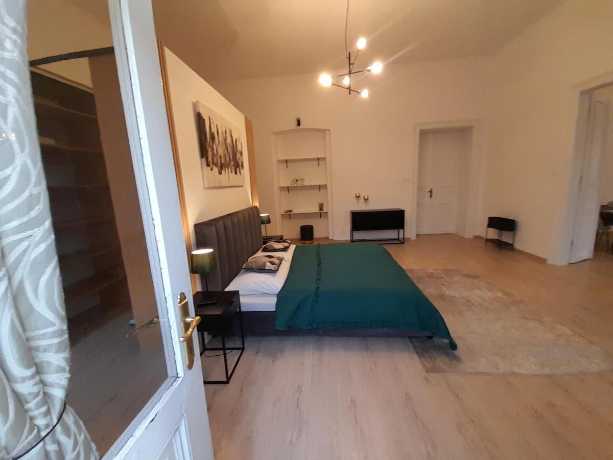 Entrez Apartment 3 - Historical Centre Kosice Ngoại thất bức ảnh