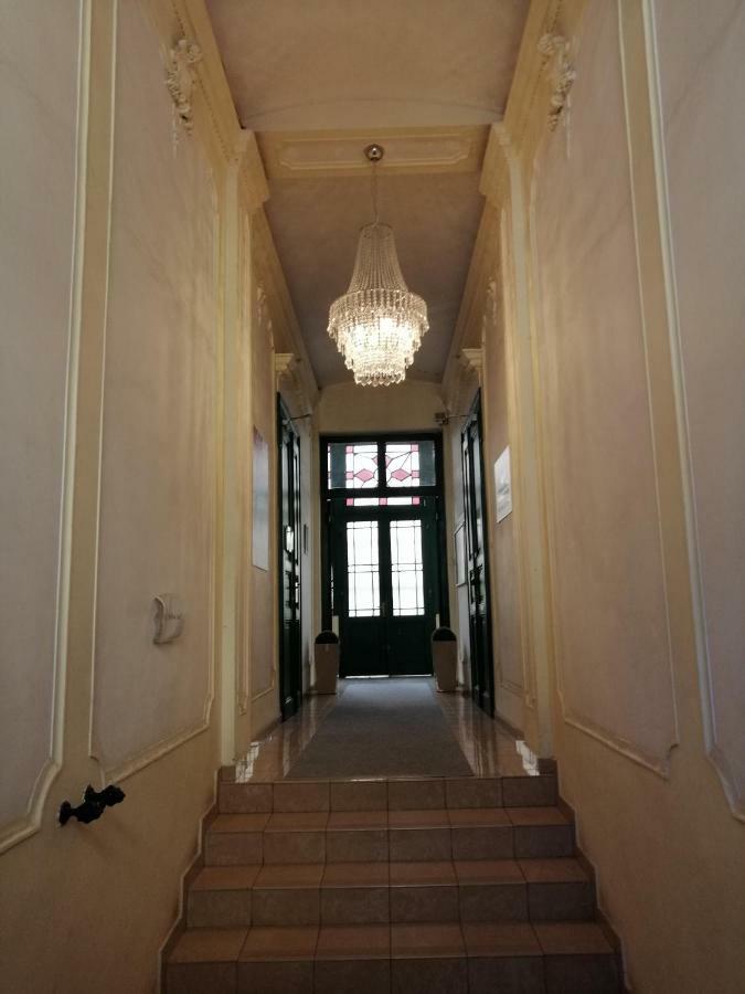 Entrez Apartment 3 - Historical Centre Kosice Ngoại thất bức ảnh
