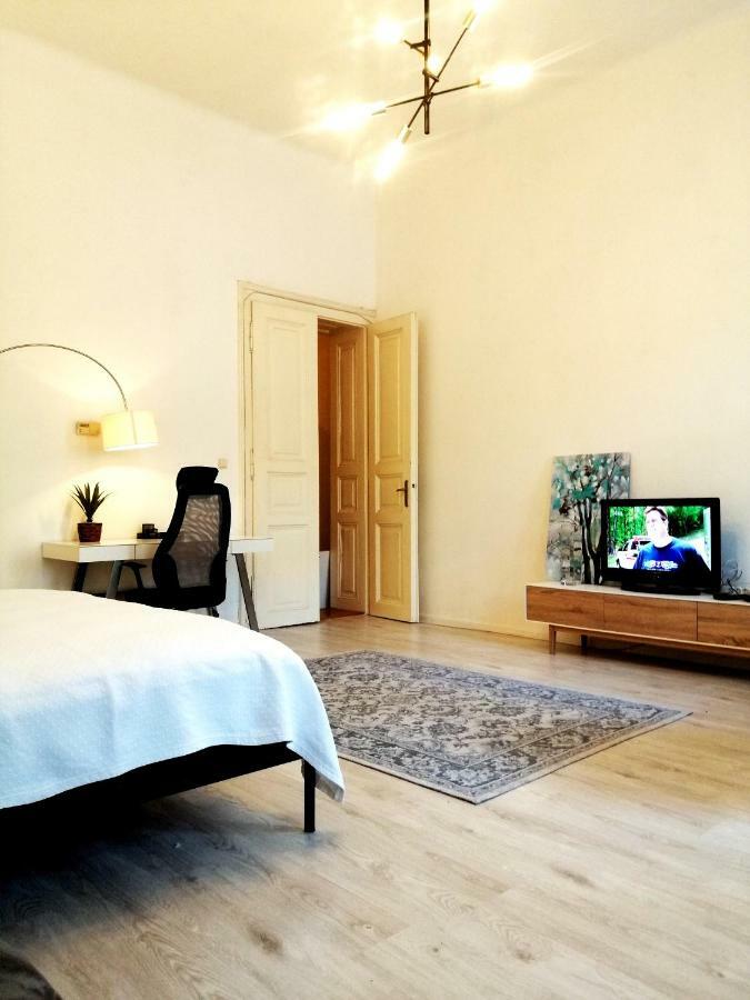 Entrez Apartment 3 - Historical Centre Kosice Ngoại thất bức ảnh
