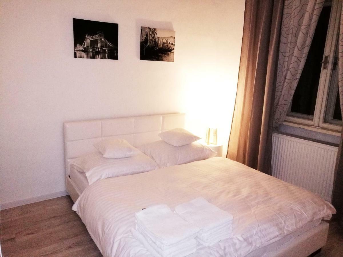 Entrez Apartment 3 - Historical Centre Kosice Ngoại thất bức ảnh