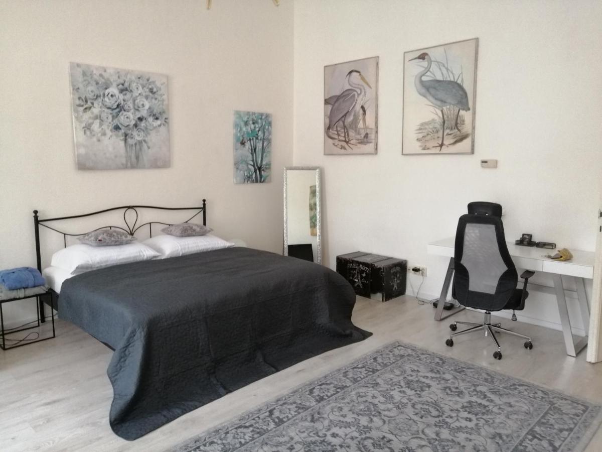 Entrez Apartment 3 - Historical Centre Kosice Ngoại thất bức ảnh