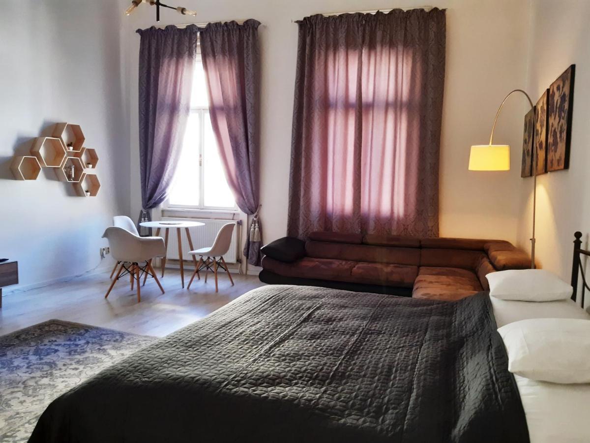 Entrez Apartment 3 - Historical Centre Kosice Ngoại thất bức ảnh