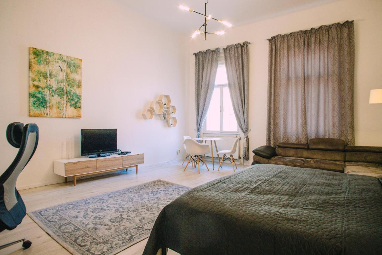 Entrez Apartment 3 - Historical Centre Kosice Ngoại thất bức ảnh