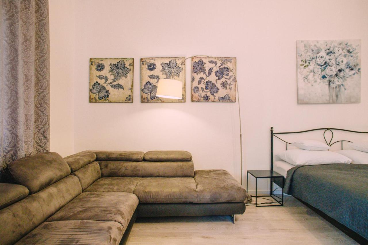 Entrez Apartment 3 - Historical Centre Kosice Ngoại thất bức ảnh